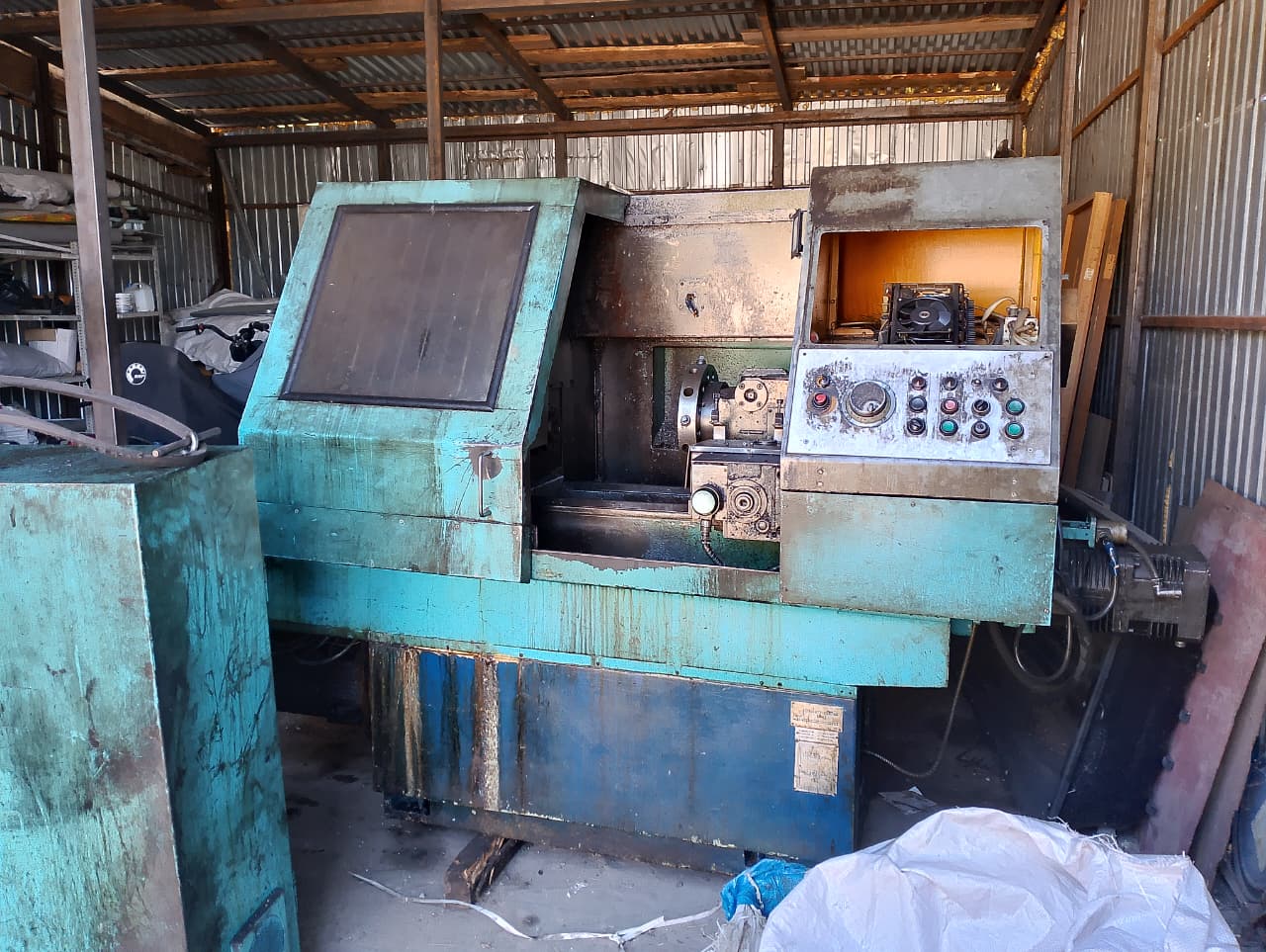 Токарно-револьверный станок с чпу 1325ф30